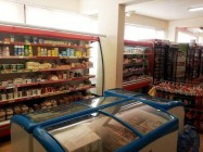 Магазин за хранителни стоки -Търговски комплекс ЧИЧО ТОМ - Царево