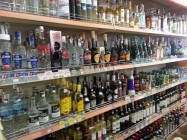 Магазин за хранителни стоки -Търговски комплекс ЧИЧО ТОМ - Царево